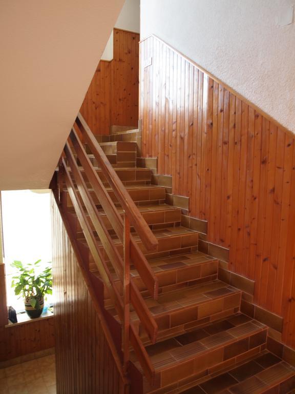 Apartments Zufic Stinjan Luaran gambar